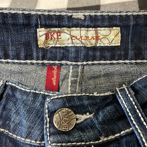 Buckle BKE Culture Cropped Capri Jeans Size 30 x 26 Stretch Metallic Flap Pocket - Picture 10 of 13